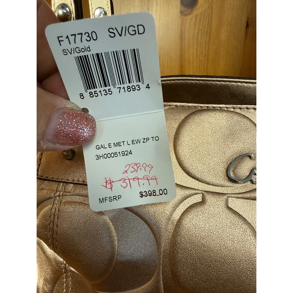 Coach F17730 Metallic Gold Signature Embossed Leather Tote Bag NWT